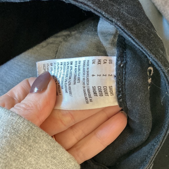 Black destroyed jeans size 2 short - Picture 4 of 4